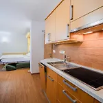 Maleric With Indoor Pool And Wellness