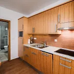 Апартаменты Maleric With Indoor Pool And Wellness