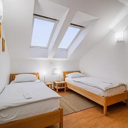 Maleric Apartment