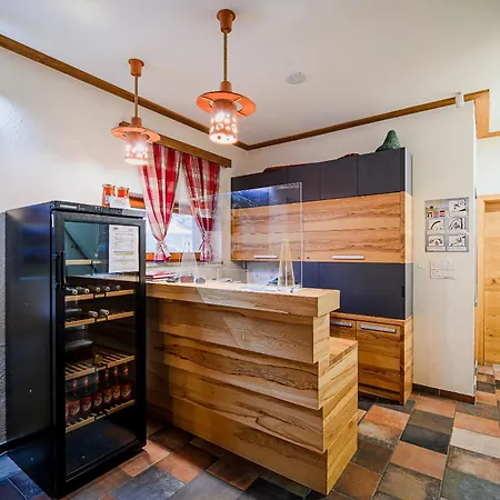 Maleric Apartment Dragatus