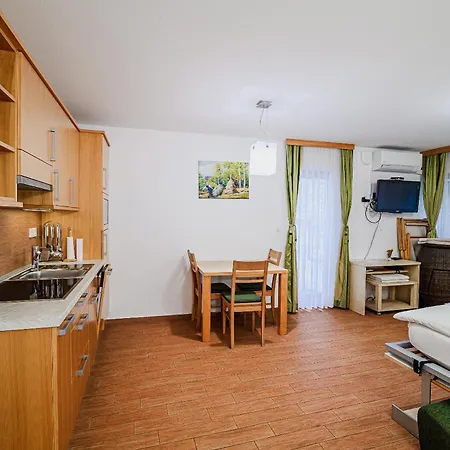 Maleric Apartment *