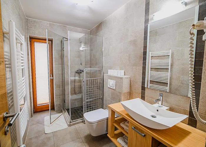 Apartamento Maleric With Indoor Pool And Wellness *