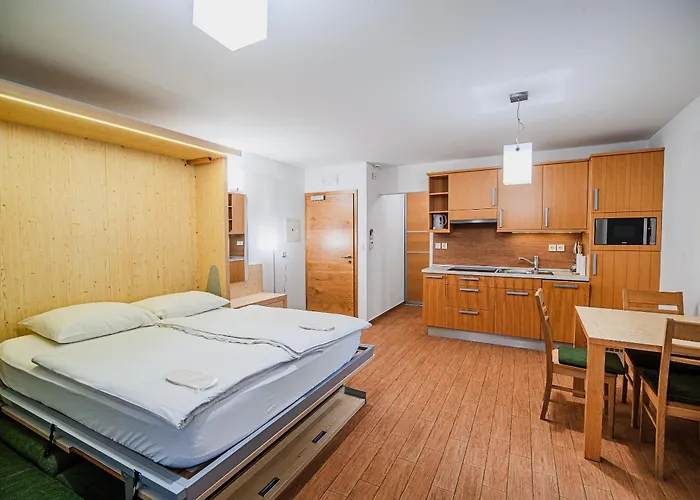 Apartamento Maleric With Indoor Pool And Wellness Dragatuš